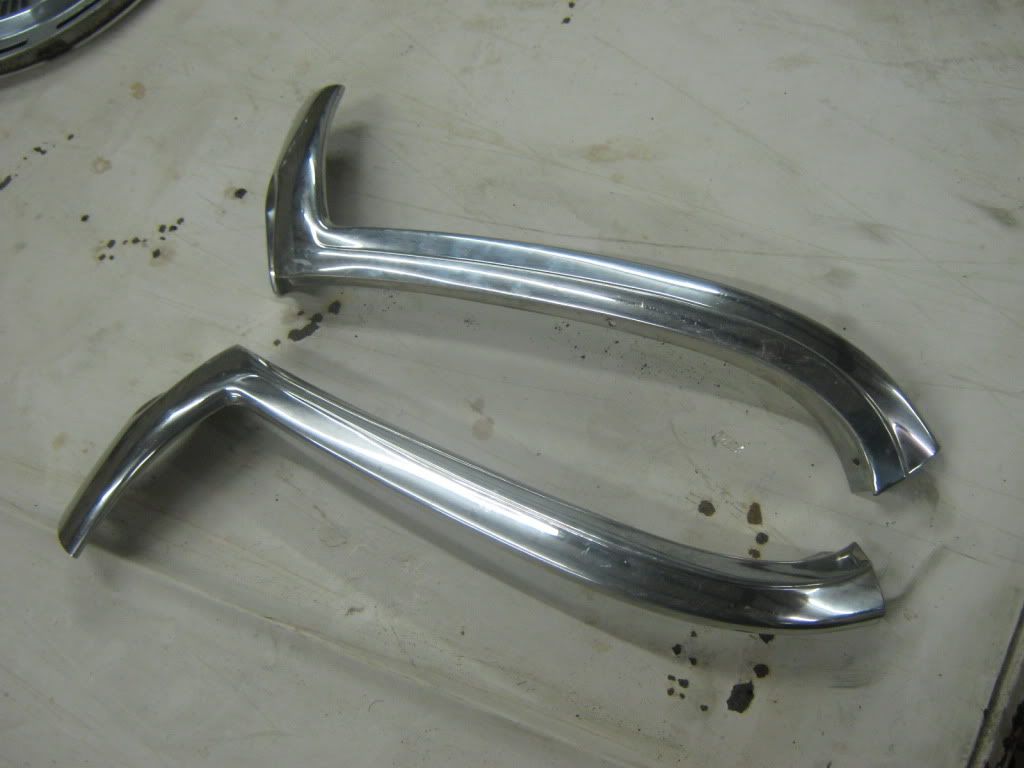 1961/1962 Chevy Impala Convertible Windshield inner/outer trim